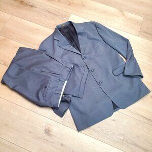 J FERRAR 2 Piece Suit 42R 34/34 Charcoal Gray Regular Fit 3 Button Career Office